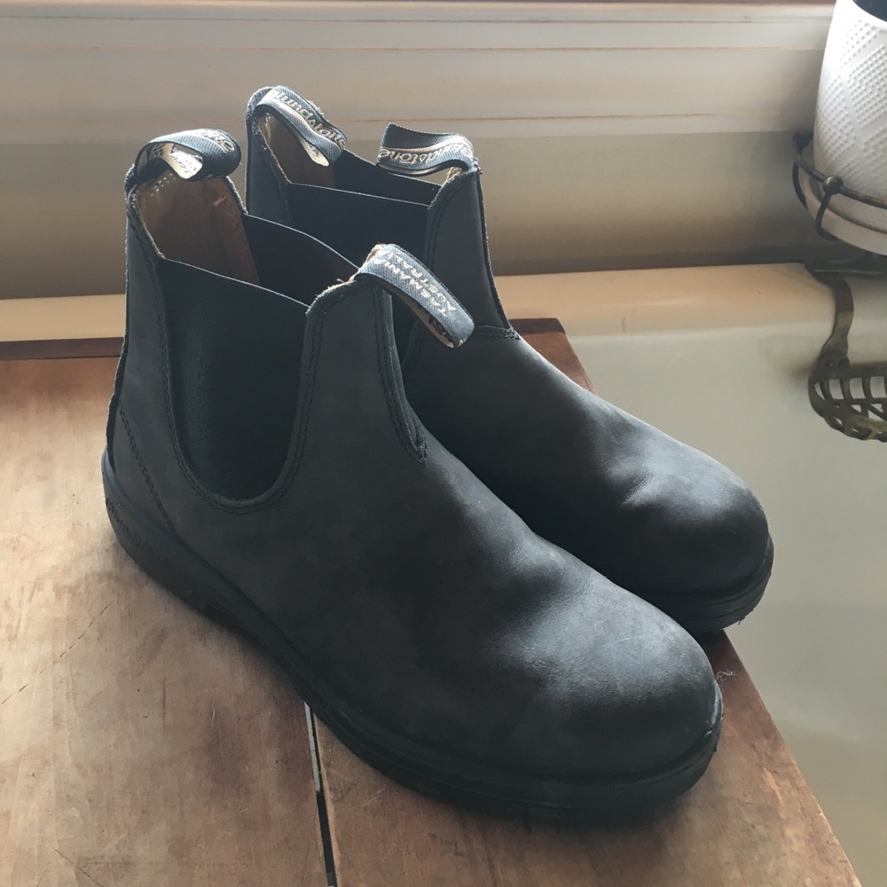 Blundstone #587  Leather Chelsea boots